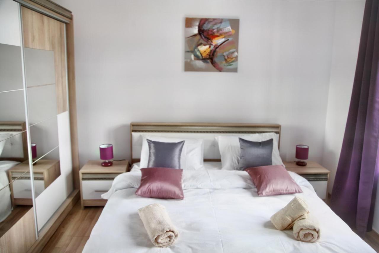 Luxury Downtown Apartment Κλουζ-Ναπόκα Εξωτερικό φωτογραφία